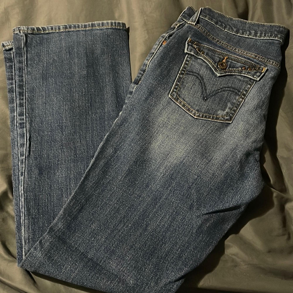 Levi women’s jeans size 8